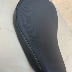 2016 Harley Sportster Seat 