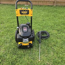 Pressure Washer Dewalt 3100 Psi 2.5gpm  Like New $315 Firm Price/como Nuevo Trabajando Bien $315 Firme Precio 