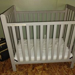Crib