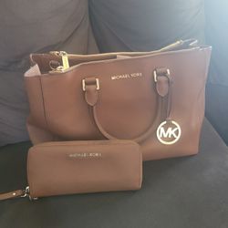 Michael Kors Purse