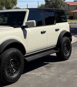Ford Bronco Running boards