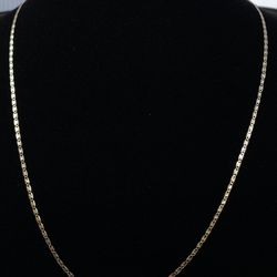 $200 Three Tone Gold Valentino Chain Necklace