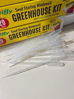 Jiffy 20 cell greenhouse kits with asst pipettes. Complete bundle !