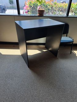 Free work bench