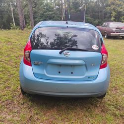 2015 Nissan Versa 