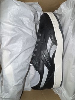 Reebok BB 4000 ||. Size Men’s 8. $40