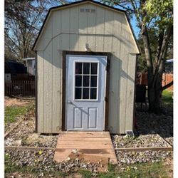 Small Shed/ Tiny House