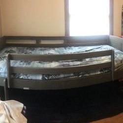 Loft Bed With Serta Twin Mattress 