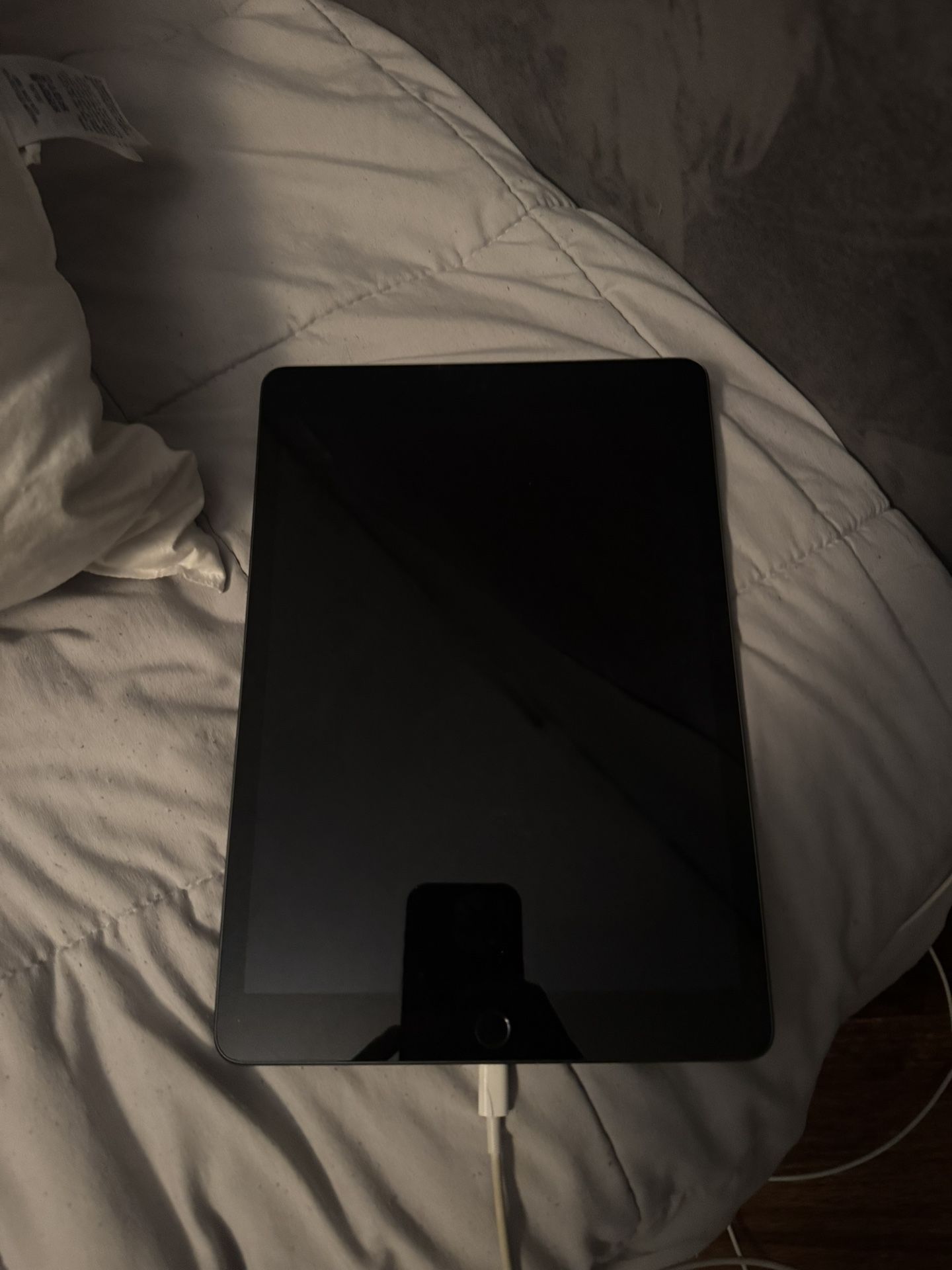 Apple IPad 9th Generation 64 G