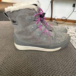 Girl’s Sorel Boots