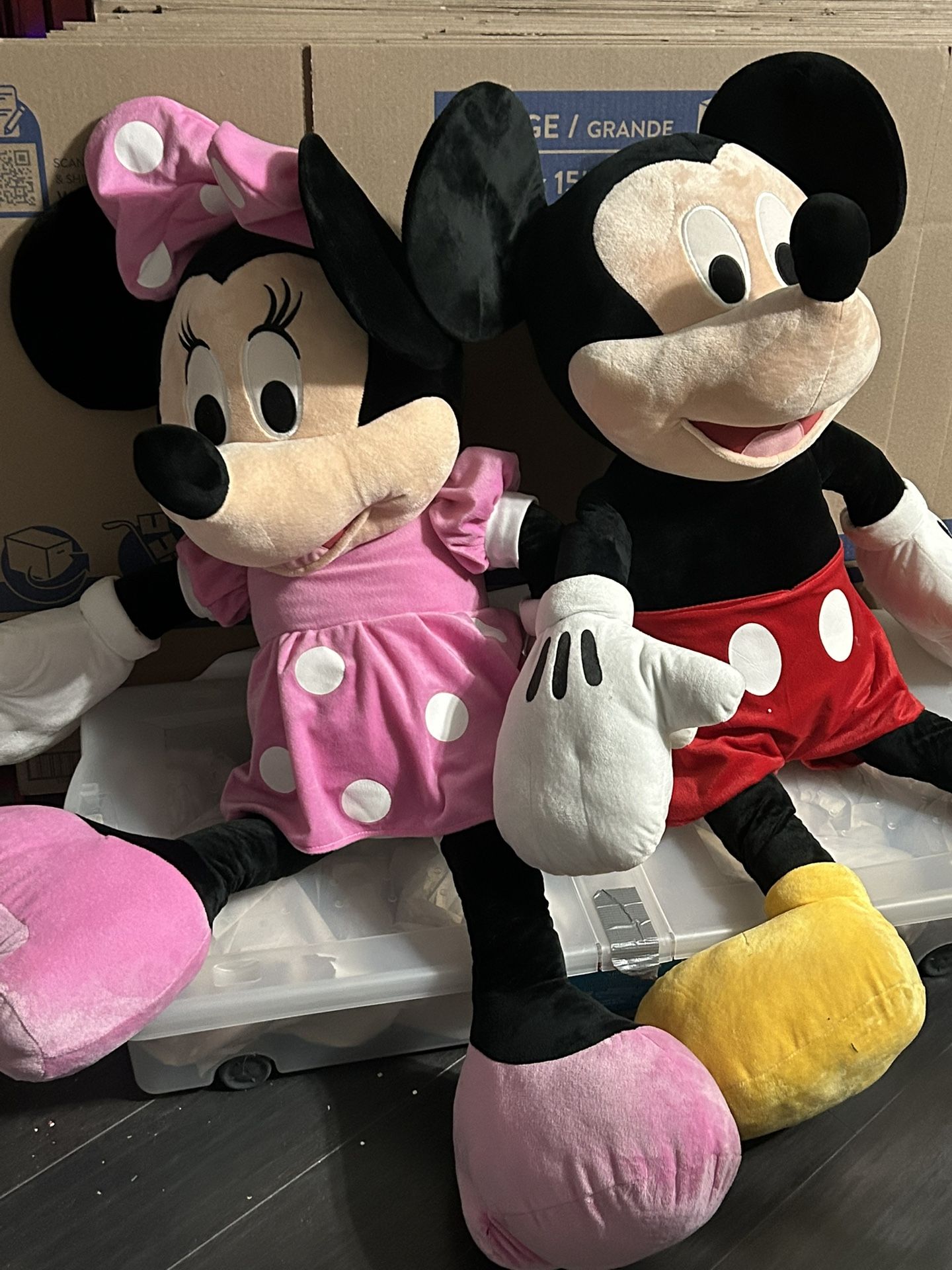 Life size Mickey And Minnie Mouse Dolls 4 Feet Tall