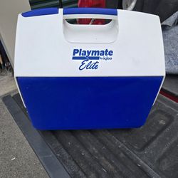 Playmate Elite Cooler."CHECK OUT MY PAGE FOR MORE DEALS "
