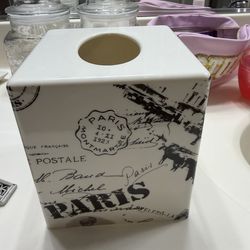 Paris bathroom decor