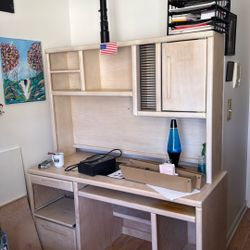 Desk And Hutch