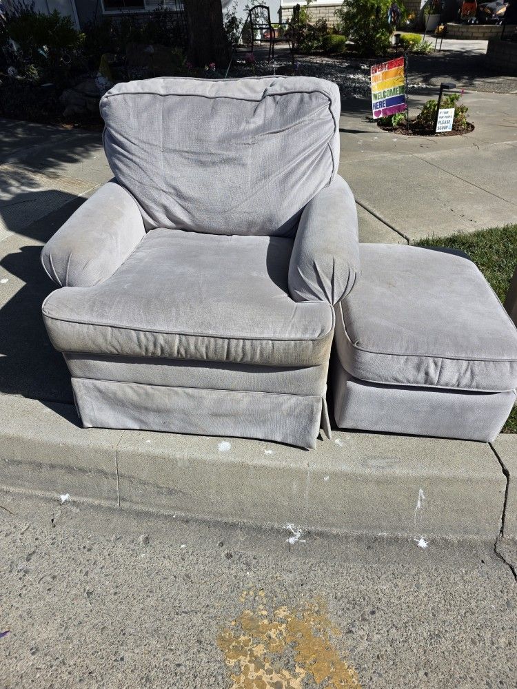 Free Swivel Rocking Chair