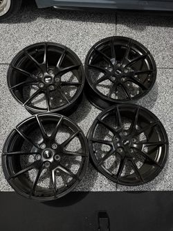 Apex rims black satin