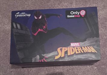 Marvel Gallery Miles Morales SPIDER-MAN Pvc Statue DIAMOND GALLERY GAMESTOP EXC