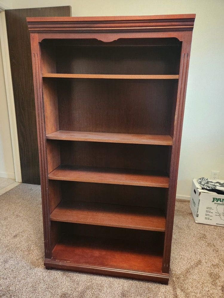 Bookshelf 