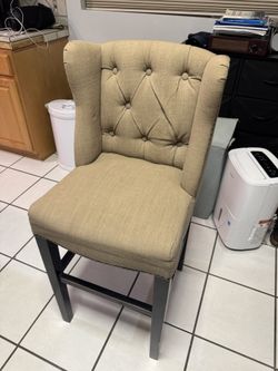 Counter stool with back