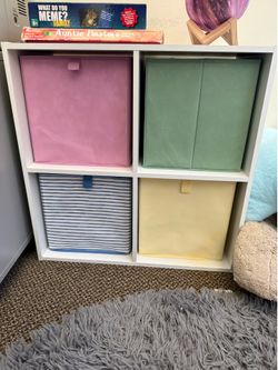 11” 4 Cube Organizer w/ fabric bins