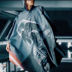 3125C Darth Vader Poncho NWOT ONESIZE