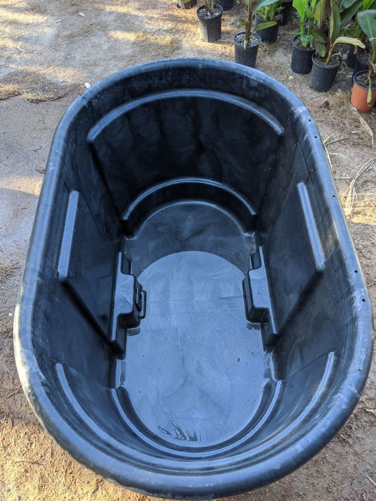 100 gallon stock tank with drain nozzle for Sale in Peoria, AZ OfferUp