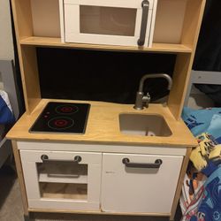 Kids Kitchen