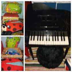 Kid's Piano, Toy Box, Ride On & Floor Puzzle