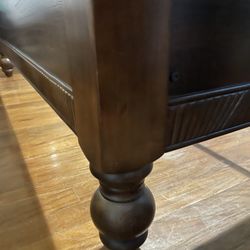 Wood Queen Bed With Head Board