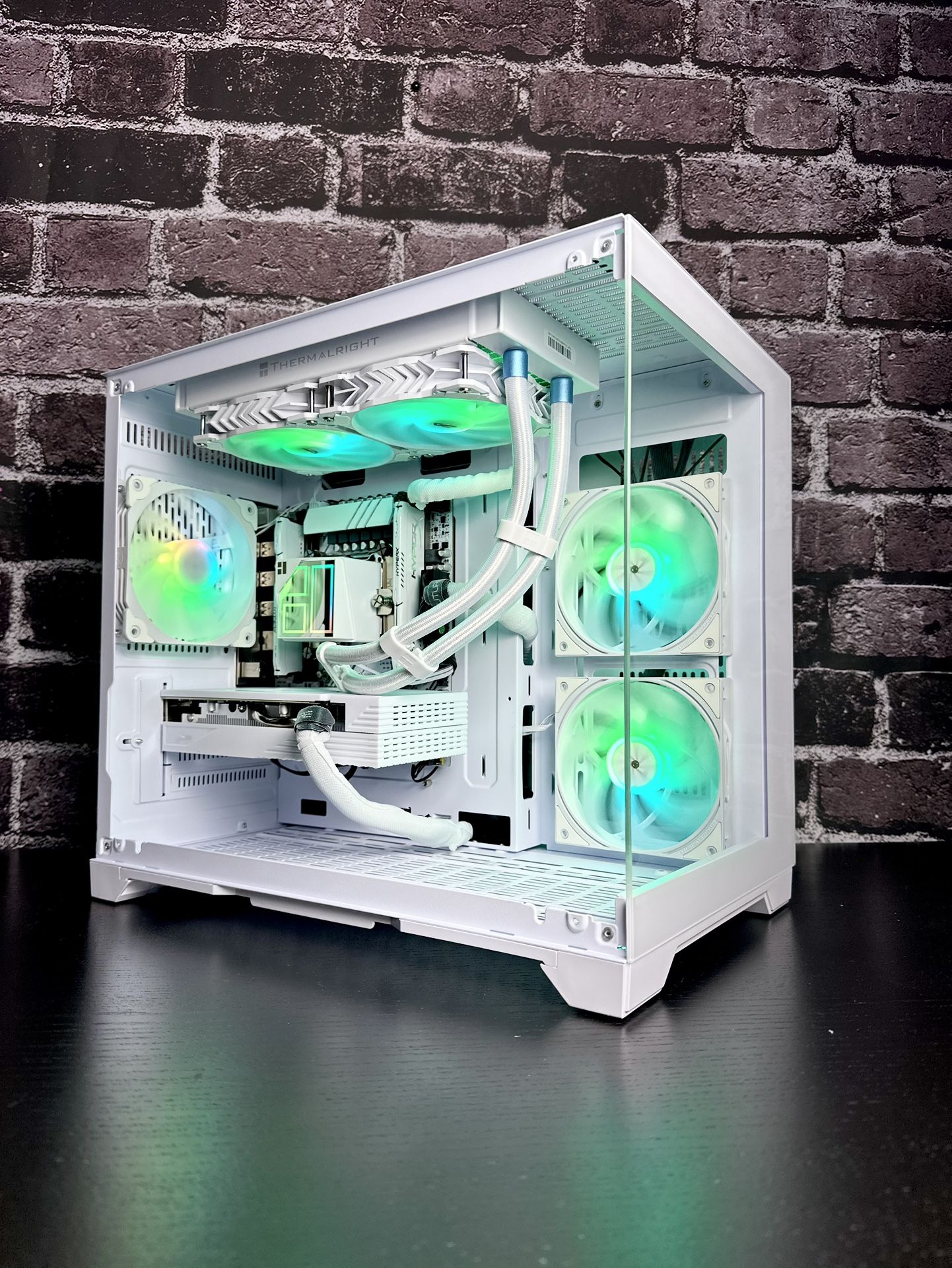 Gaming PC / i7-5820K / RX 5600 6GB / 16GB RAM / 500GB SSD / Liquid Cooling / Windows 11
