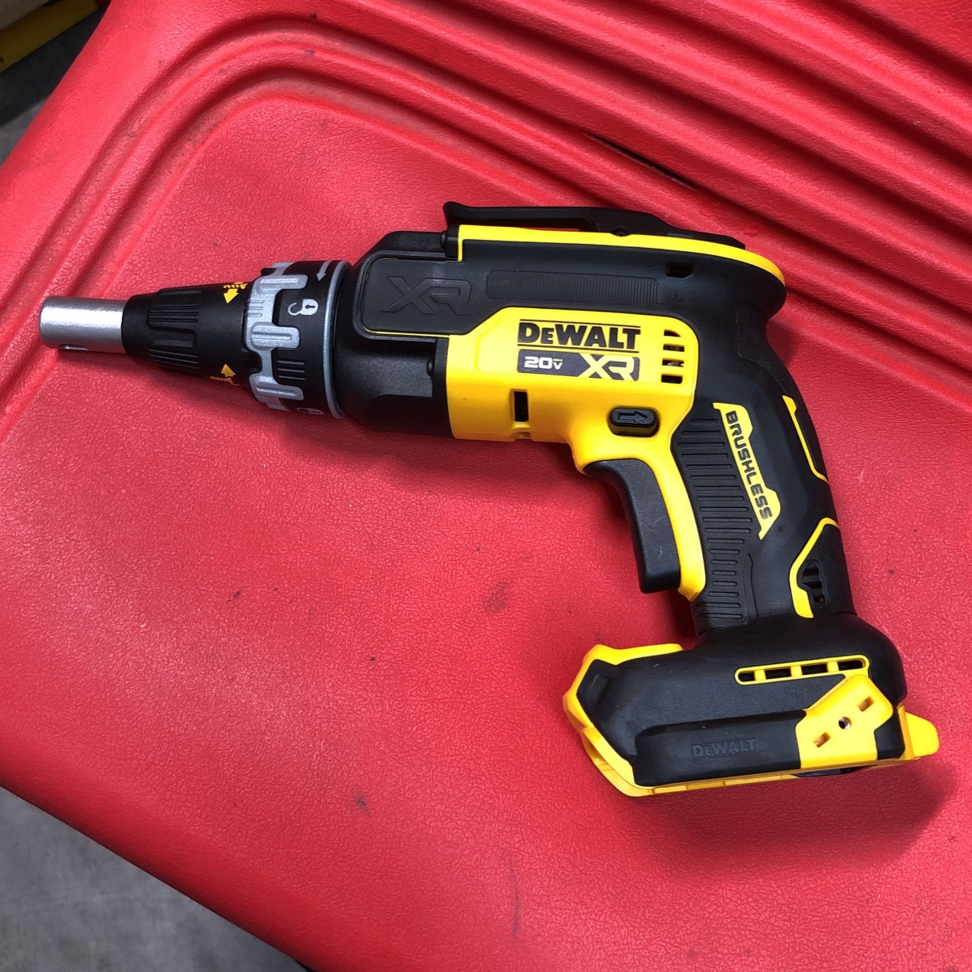 Dewalt Drywall Screwgun Tipe 1 DCF630 Tool Only Chente