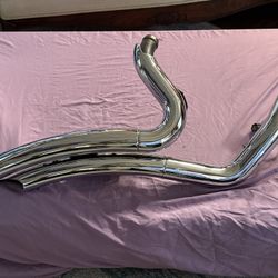 2023 Harley Breakout