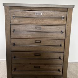 Restoration Hardware 5 Drawer Dresser for Sale in Seattle, WA - OfferUp Restoration Hardware 5 Drawer Dresser for Sale in Seattle, WA - OfferUp