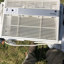 Danby 12000 BTU AC 