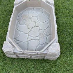 Sand box no lid no cover