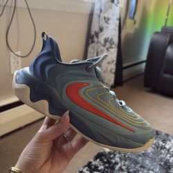 Kids size 3 basketball sneakers