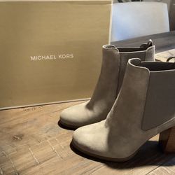 Michael Kors Bootie  Size 6 - NEW NEVER WORN