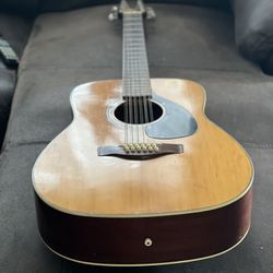 Yamaha FG-230 