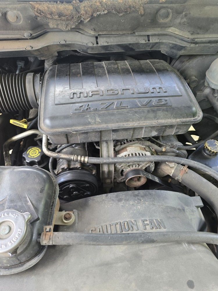 4,7 V8 Magnun Engine ,transmission
