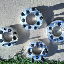 Wheel adapters