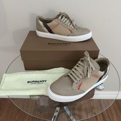 Burberry Shoes