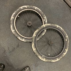 Vans Tires Comes With Nice Rims and bolts