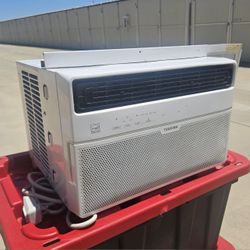 Toshiba window AC Unit 8k BTU