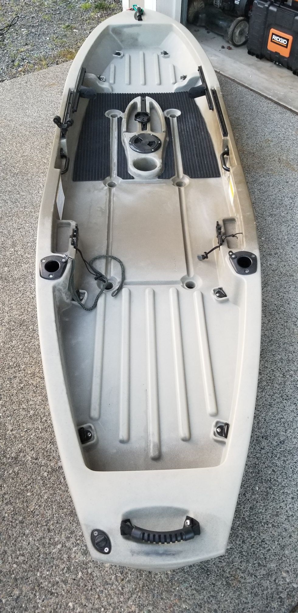 2017 Ascend 10T Fishing Kayak for Sale in Puyallup, WA OfferUp