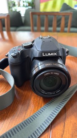 Panasonic LUMIX FZ80D