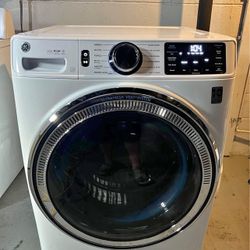 GE UltraFresh Vent System 4.8-cu ft Stackable Steam Cycle Smart Front-Load Washer