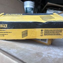 DeWalt Nails