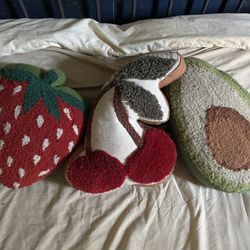 Fruit Throw Pillows (Strawberry, Cherry, Avocado) – Set of 3