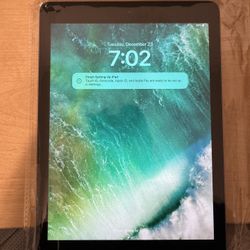 5th Gen Apple iPad Grey, Refurbished 