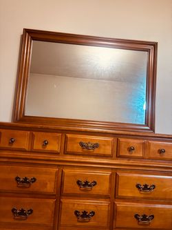 Dresser Set with Mirror